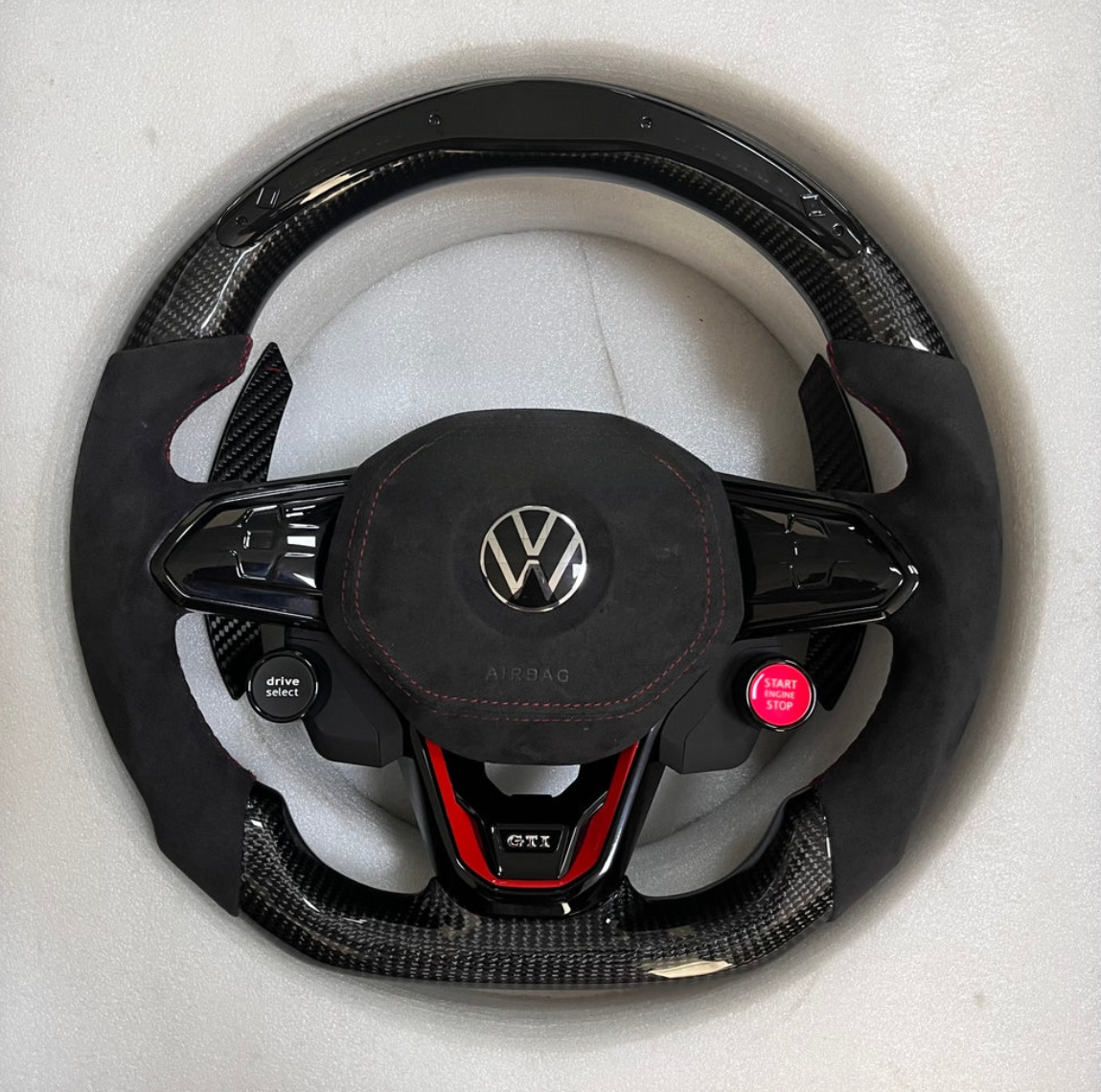 VW CARBON RAT / SORT MK8 M. SKÆRM